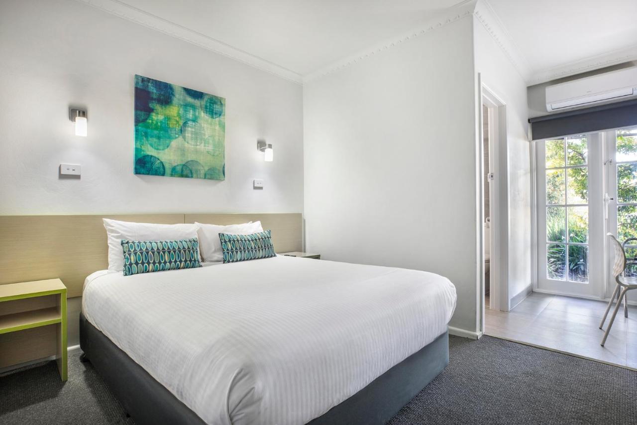 Nightcap At Skyways Hotel Melbourne Luaran gambar