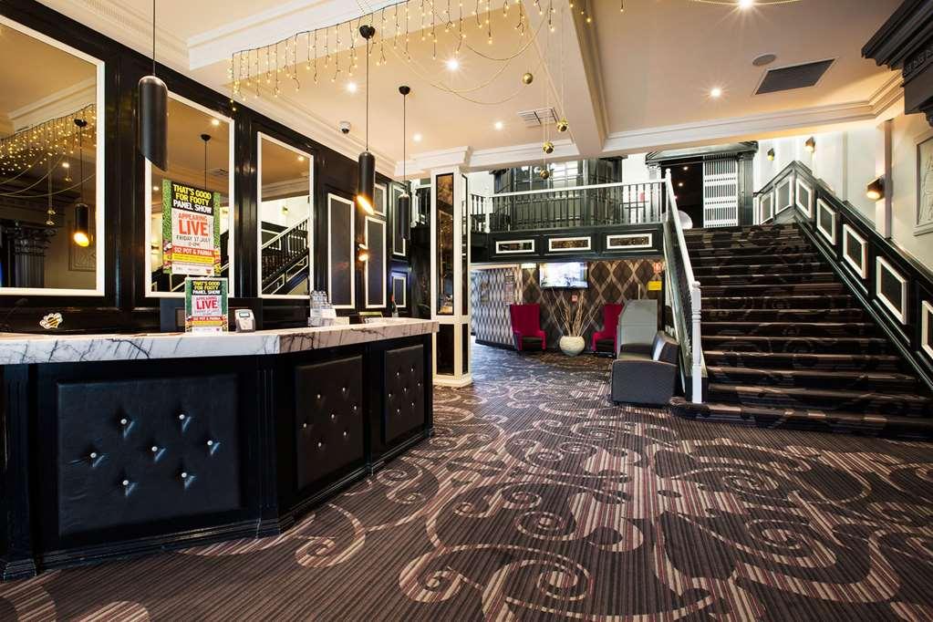 Nightcap At Skyways Hotel Melbourne Dalaman gambar
