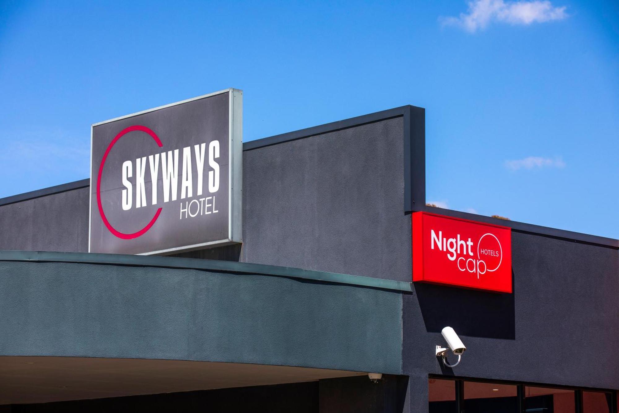 Nightcap At Skyways Hotel Melbourne Luaran gambar