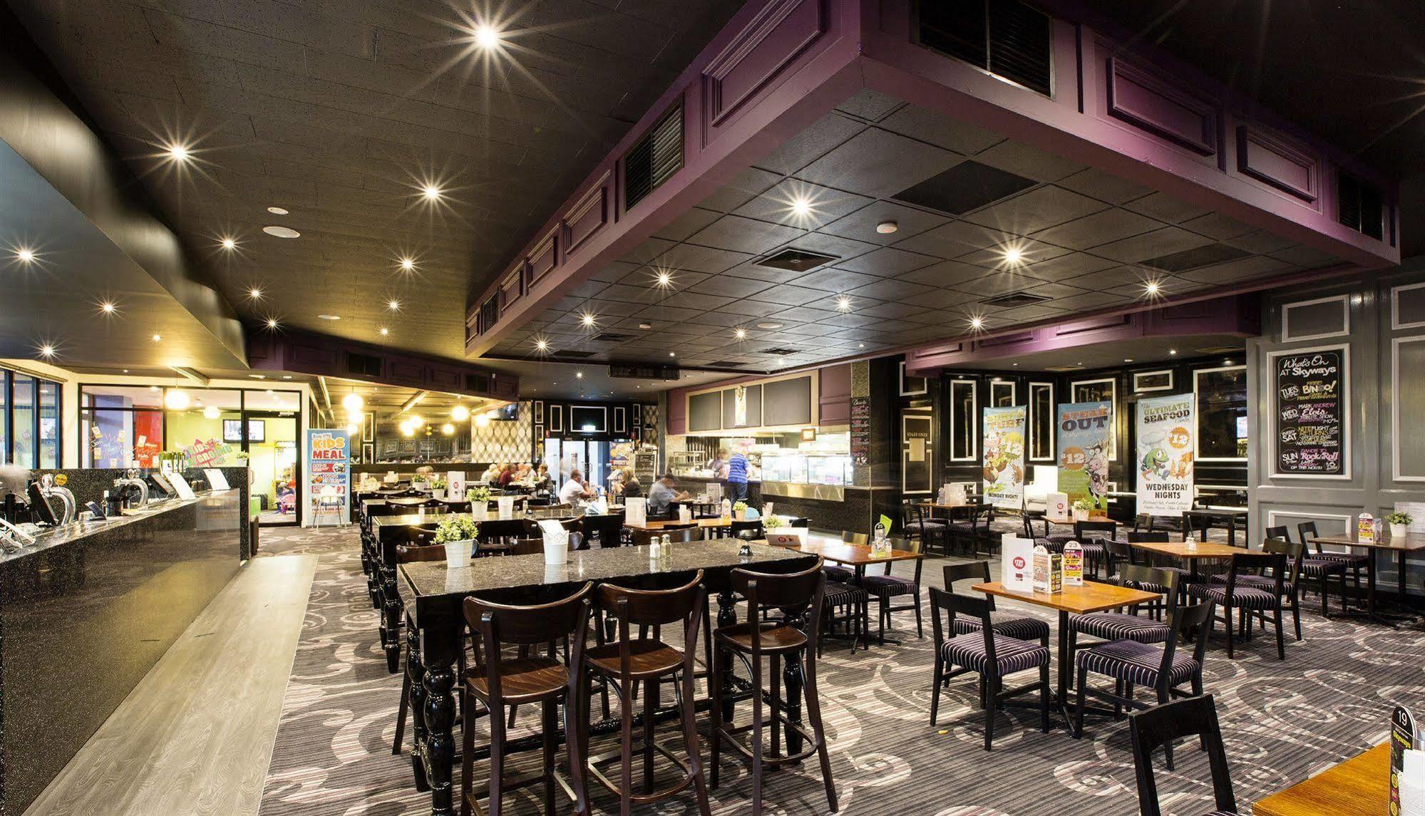 Nightcap At Skyways Hotel Melbourne Luaran gambar