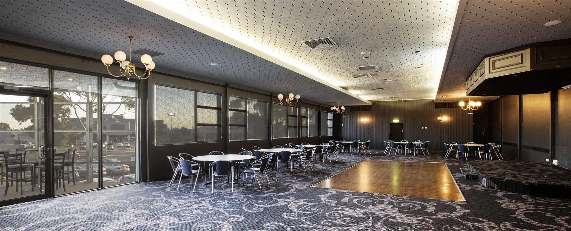 Nightcap At Skyways Hotel Melbourne Luaran gambar